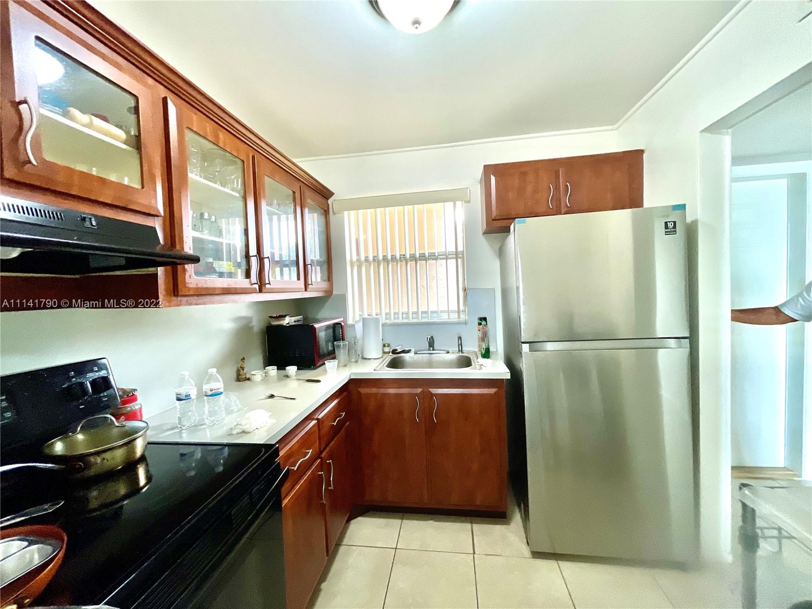 SUNRISE LAKES 2 CONDO - Residential