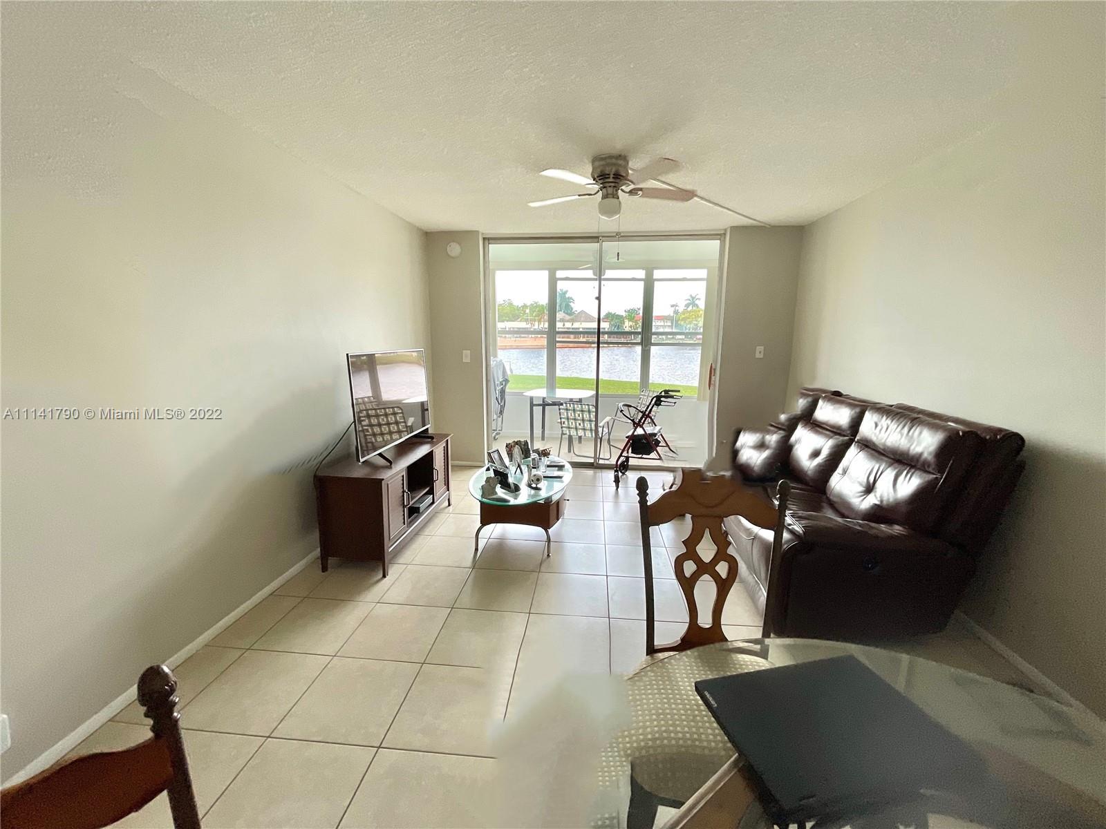 SUNRISE LAKES 2 CONDO - Residential