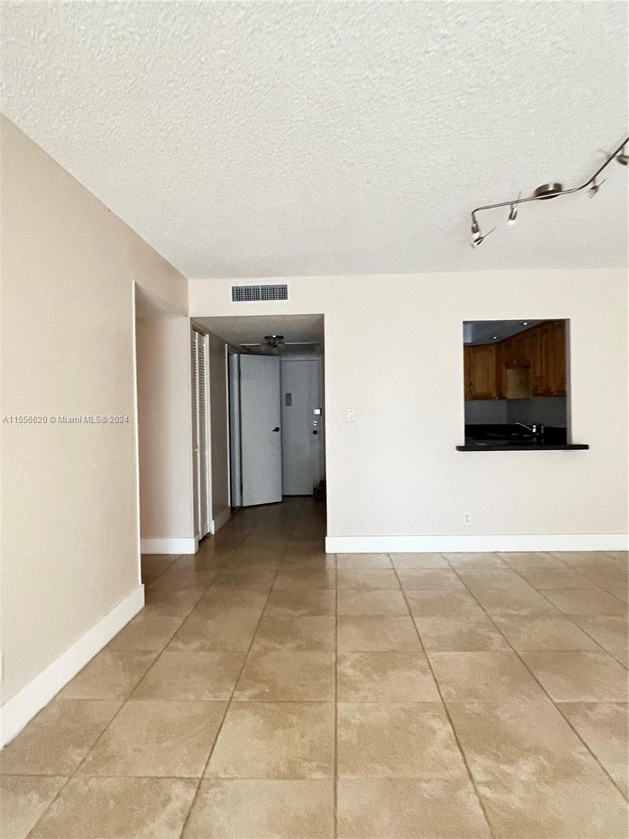 OCEANVIEW PARK CONDO - Residential