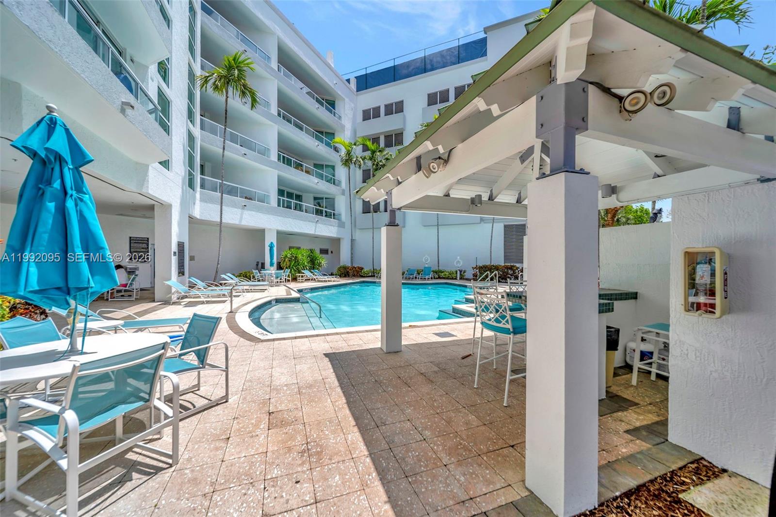 ESPLANADE ON THE NEW RIVE - Residential