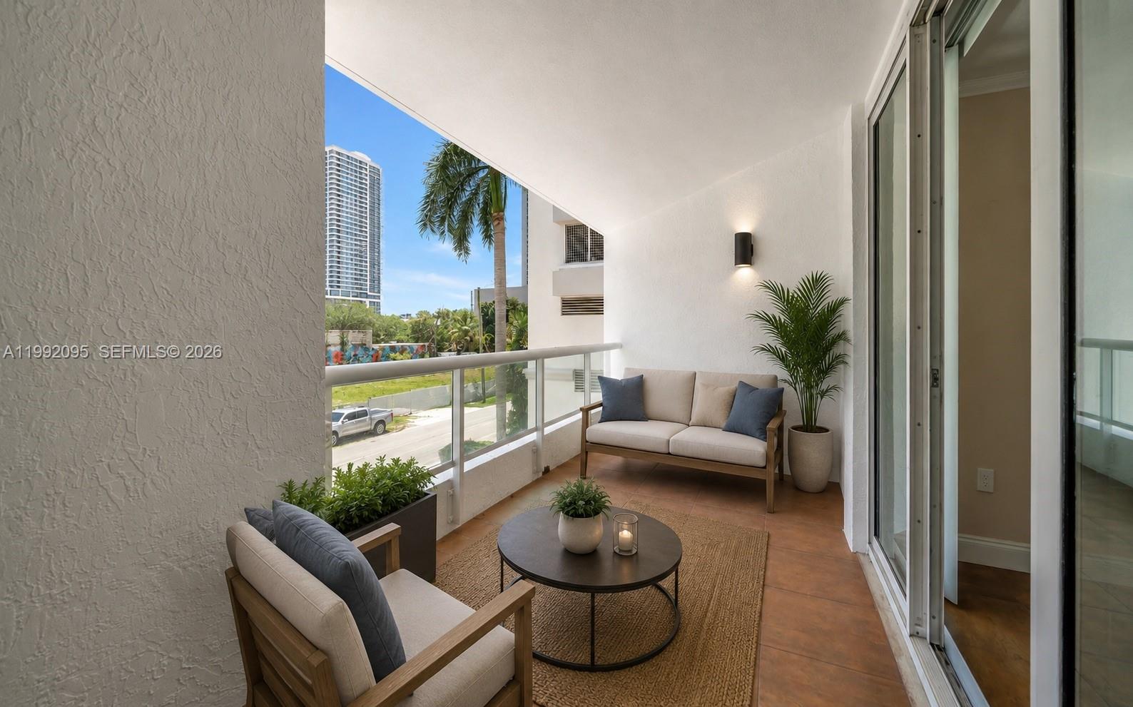 ESPLANADE ON THE NEW RIVE - Residential