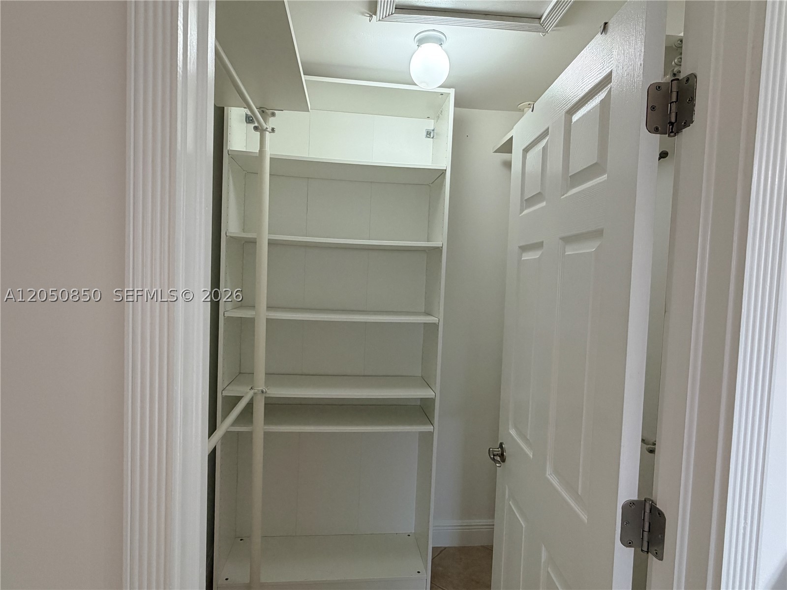 SUNSET MANSIONS - Residential Lease