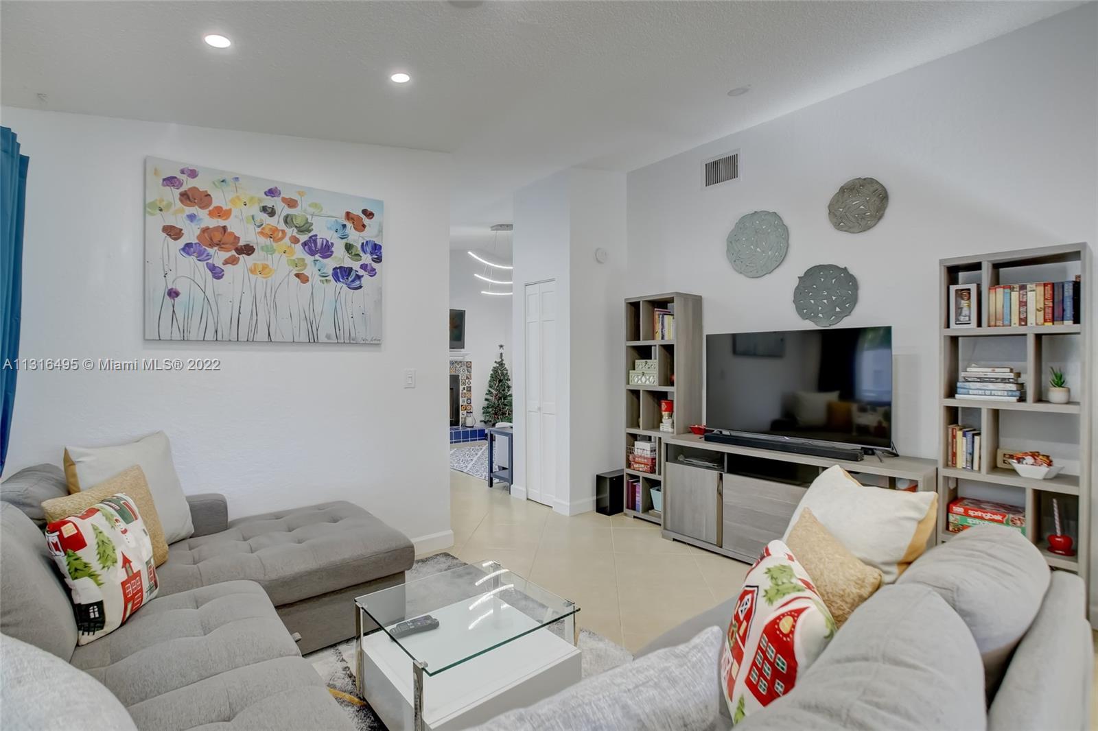 WATERVIEW ISLES - Residential