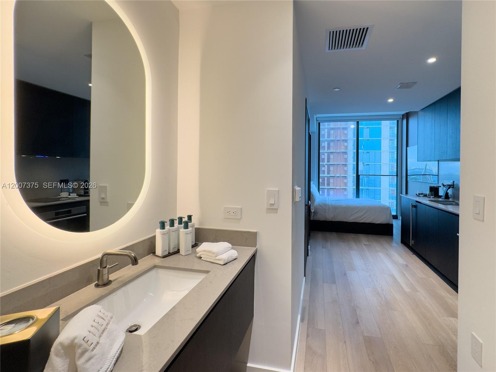 E11EVEN - Residential