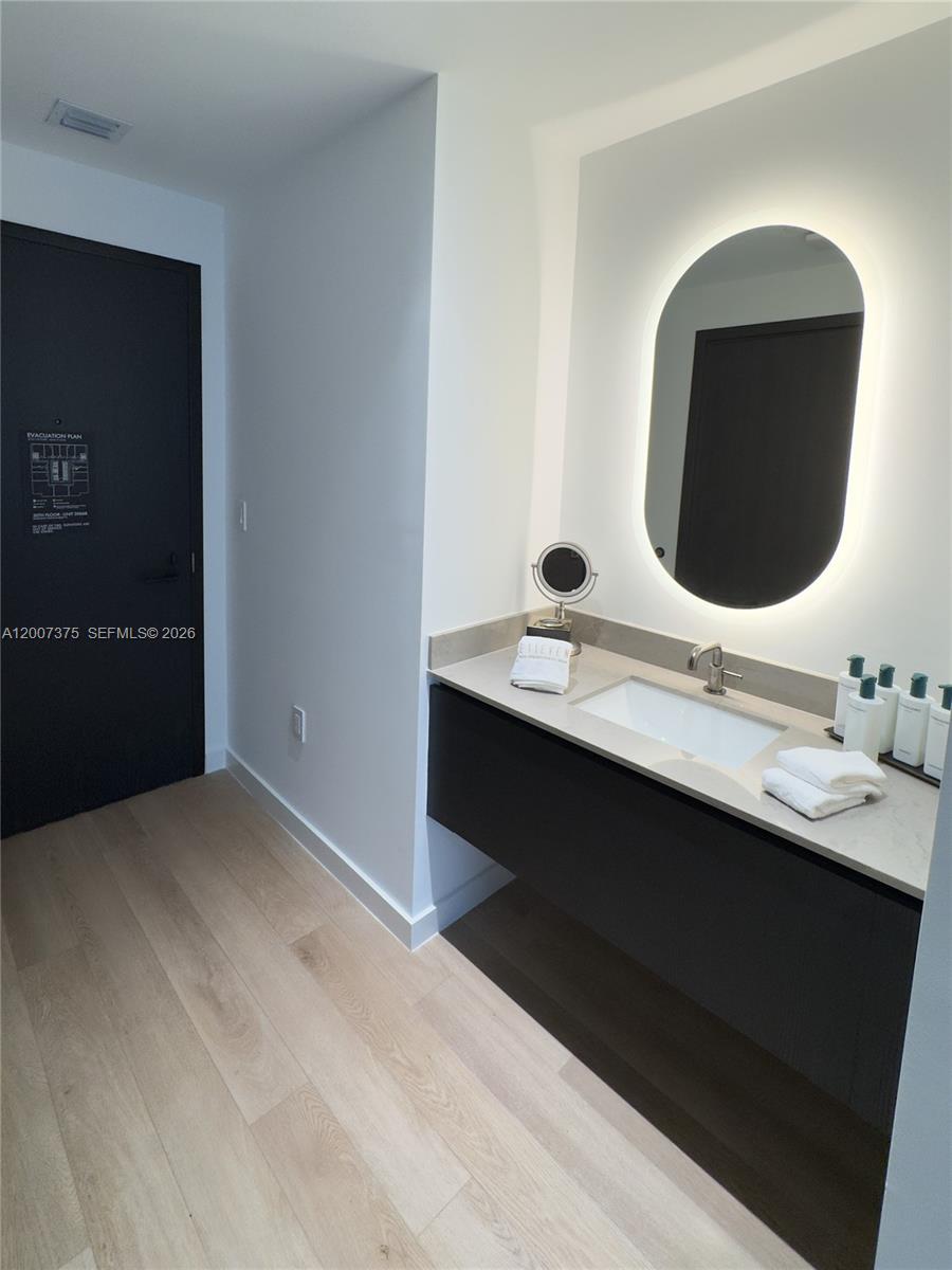 E11EVEN - Residential