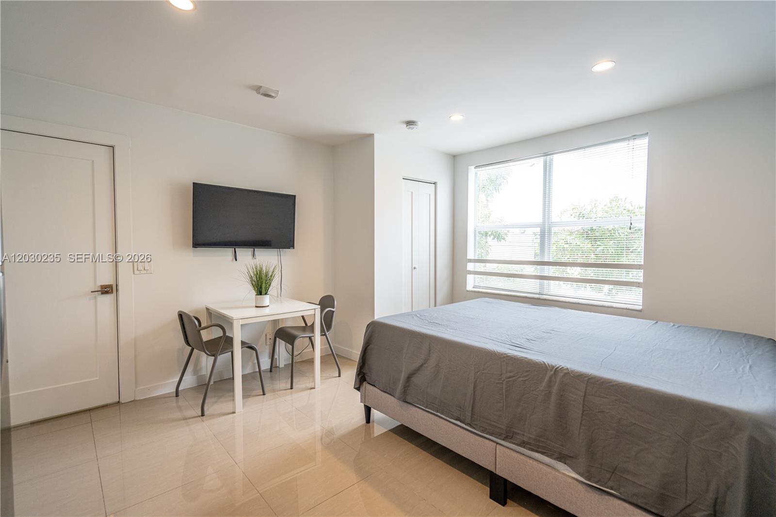 OCEANSIDE SEC ISLE OF NOR - Residential Lease