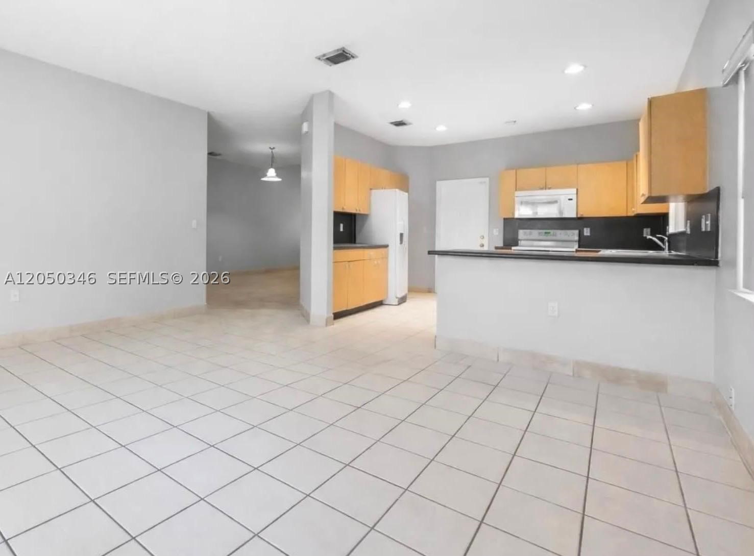SILVER PALM HOMES - Residential