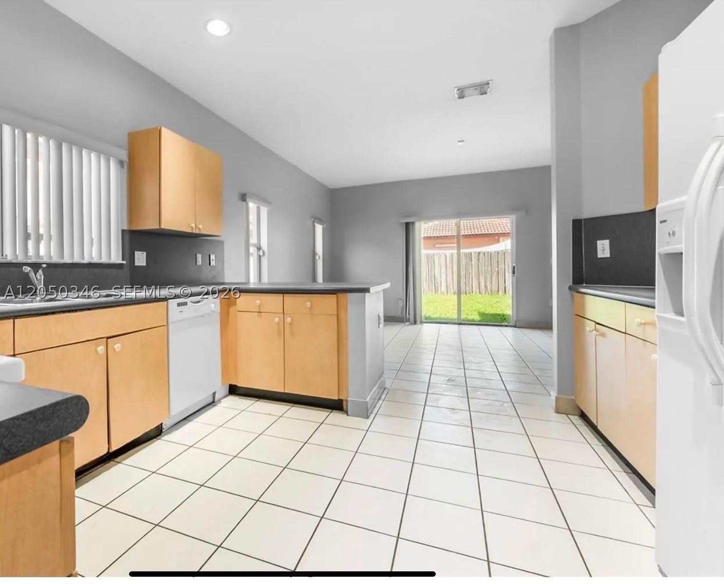 SILVER PALM HOMES - Residential