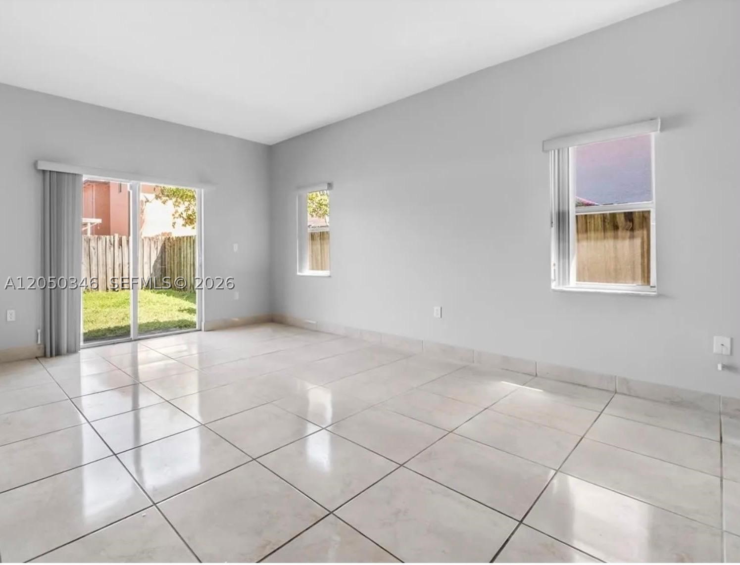 SILVER PALM HOMES - Residential