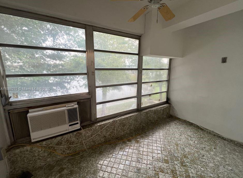 STAR LAKES ESTATES NO 3 C - Residential