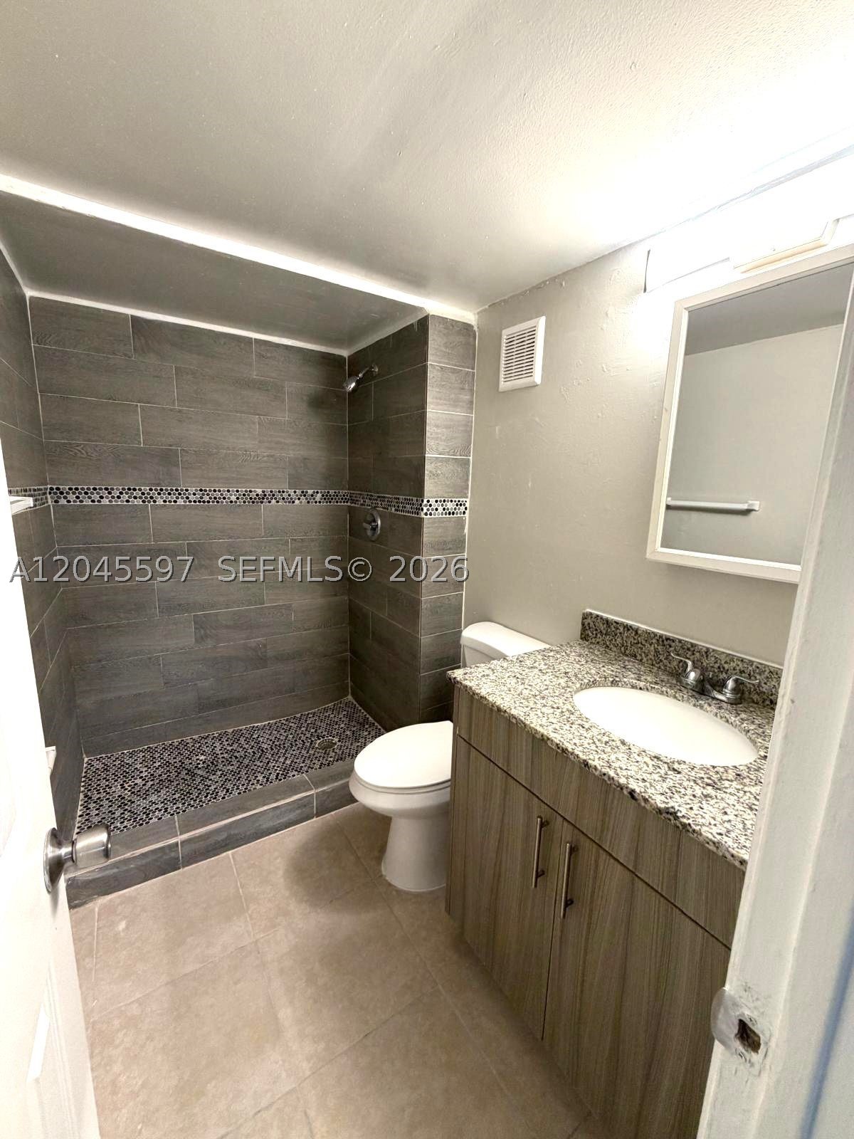 MISSION LAKE - Residential Lease