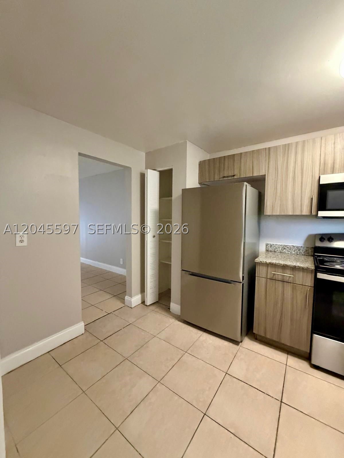MISSION LAKE - Residential Lease