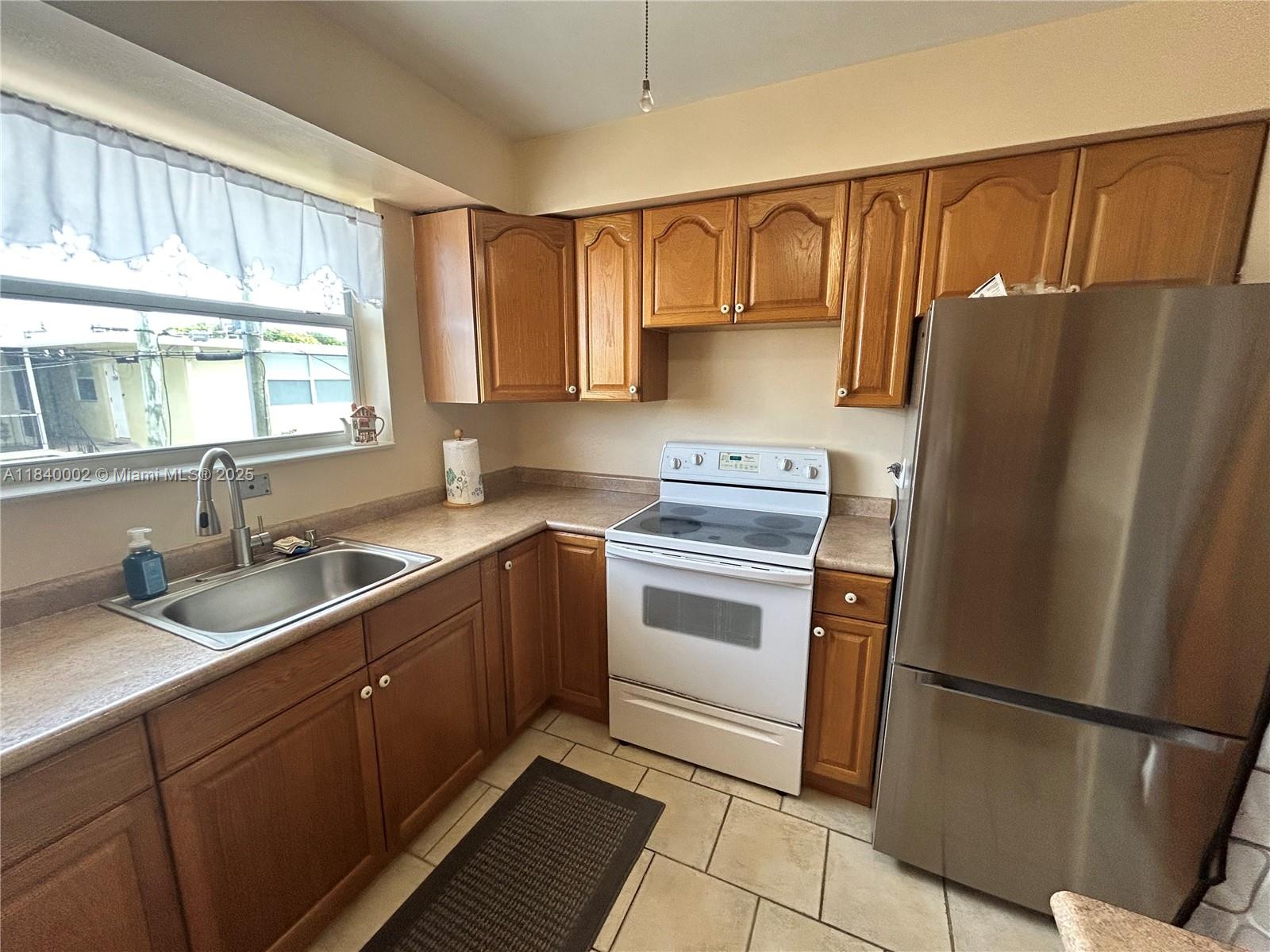 RODMAN GARDENS CO-OP - Residential