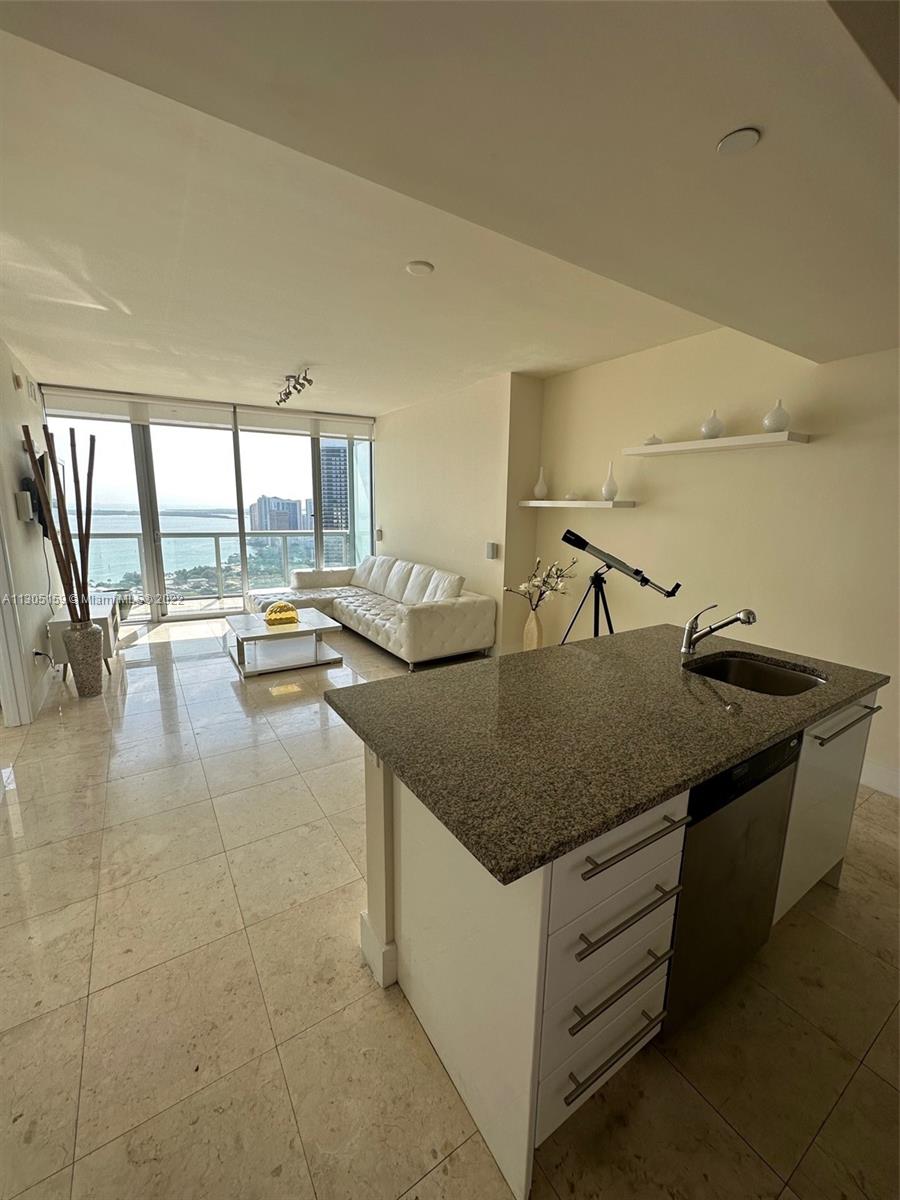 MARINABLUE CONDO - Residential Lease