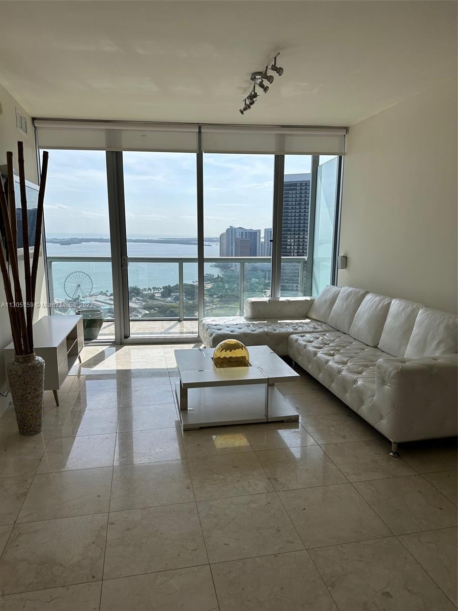 MARINABLUE CONDO - Residential Lease