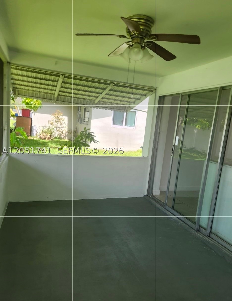 TAMARAC LAKES NORTH - Residential Lease