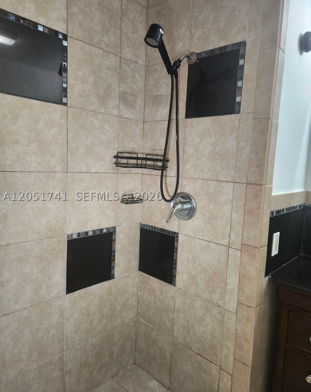 TAMARAC LAKES NORTH - Residential Lease