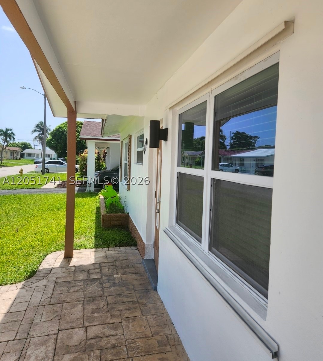 TAMARAC LAKES NORTH - Residential Lease
