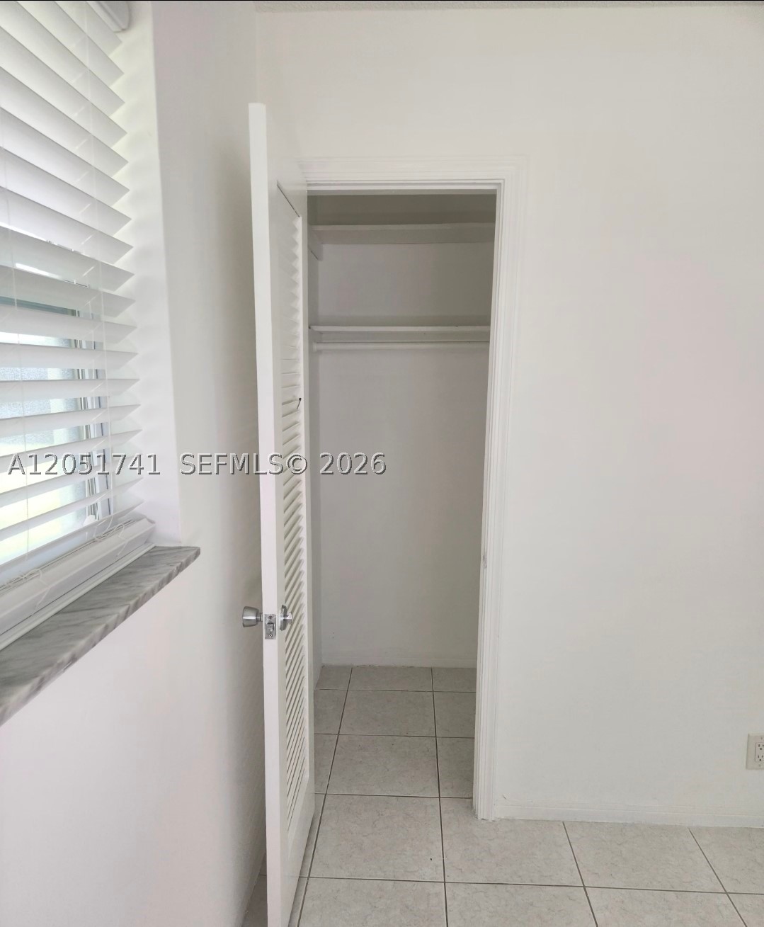 TAMARAC LAKES NORTH - Residential Lease