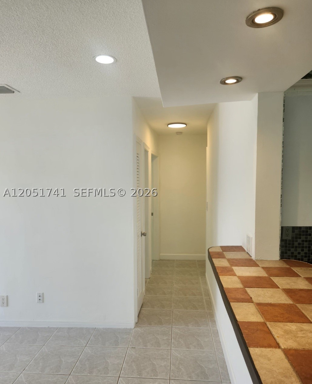 TAMARAC LAKES NORTH - Residential Lease