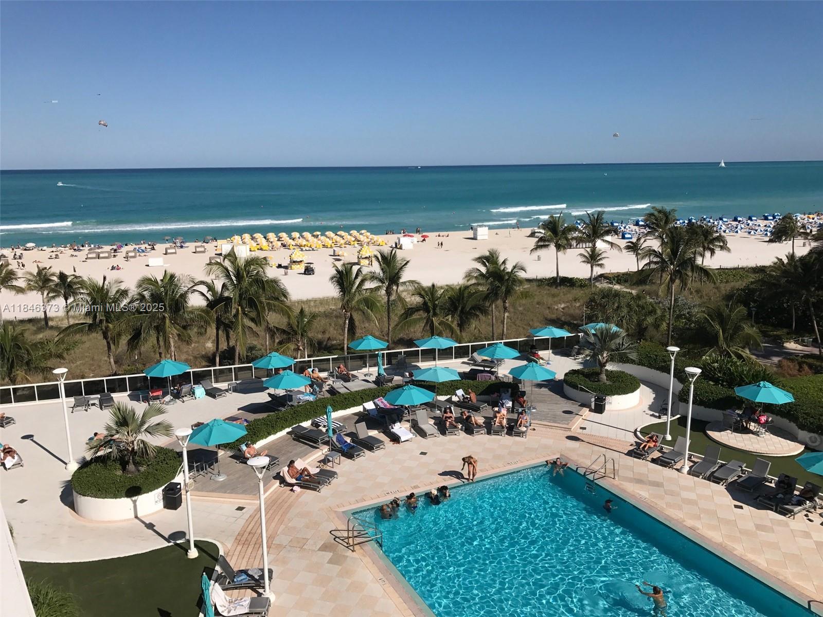 THE DECOPLAGE CONDO - Residential