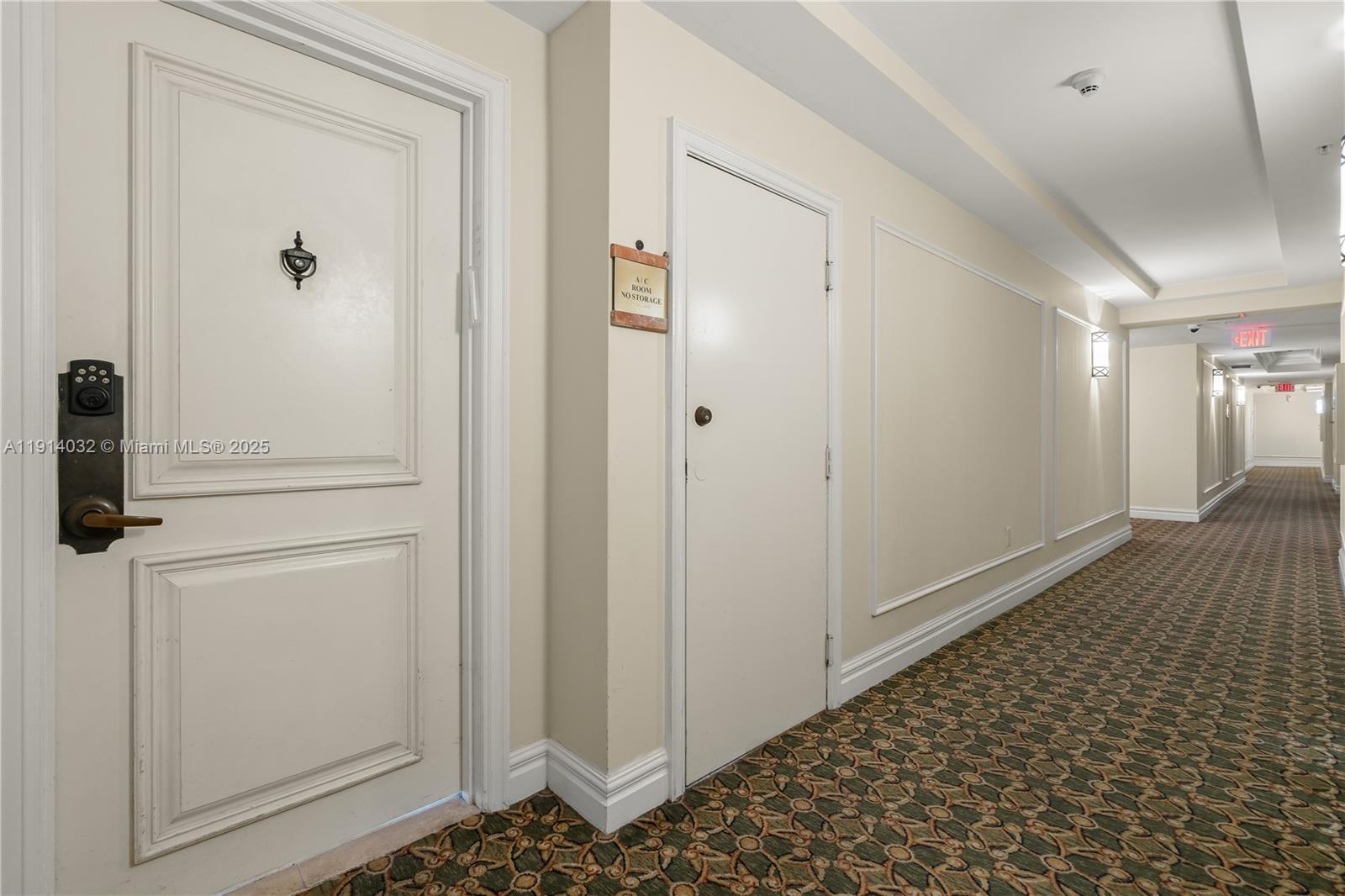 KING DAVID OF SUNNY ISLES - Residential