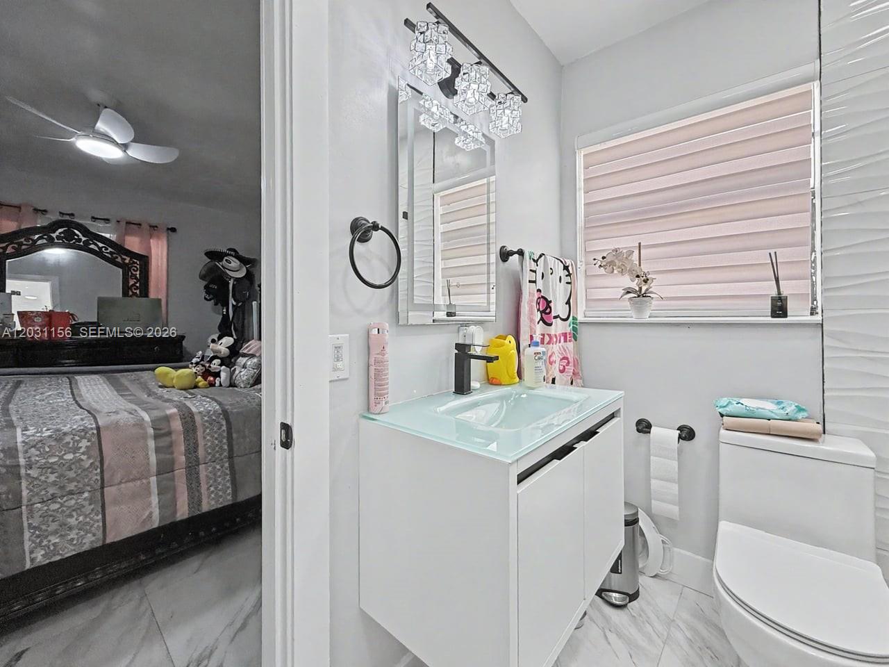 HIALEAH ESTATES - Residential
