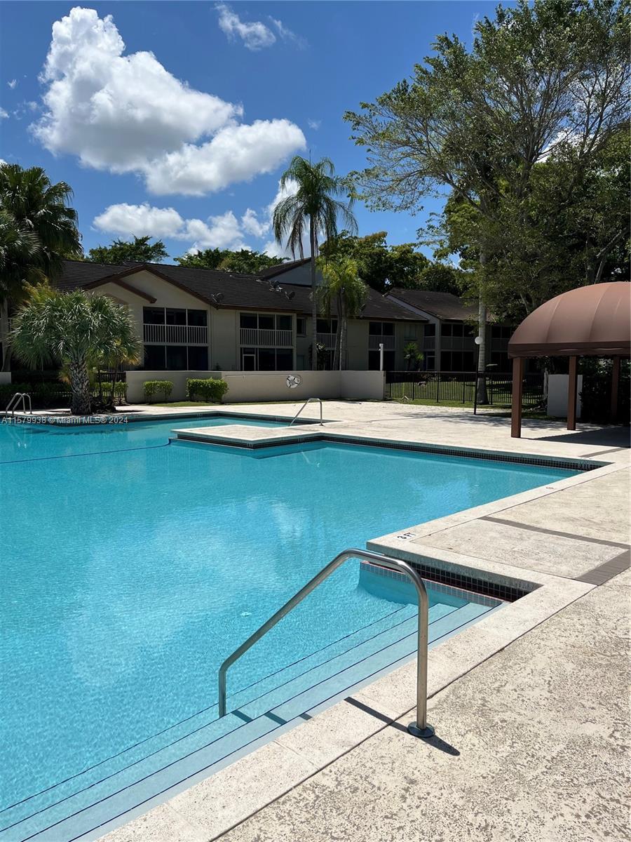 PARC VISTA CONDO - Residential