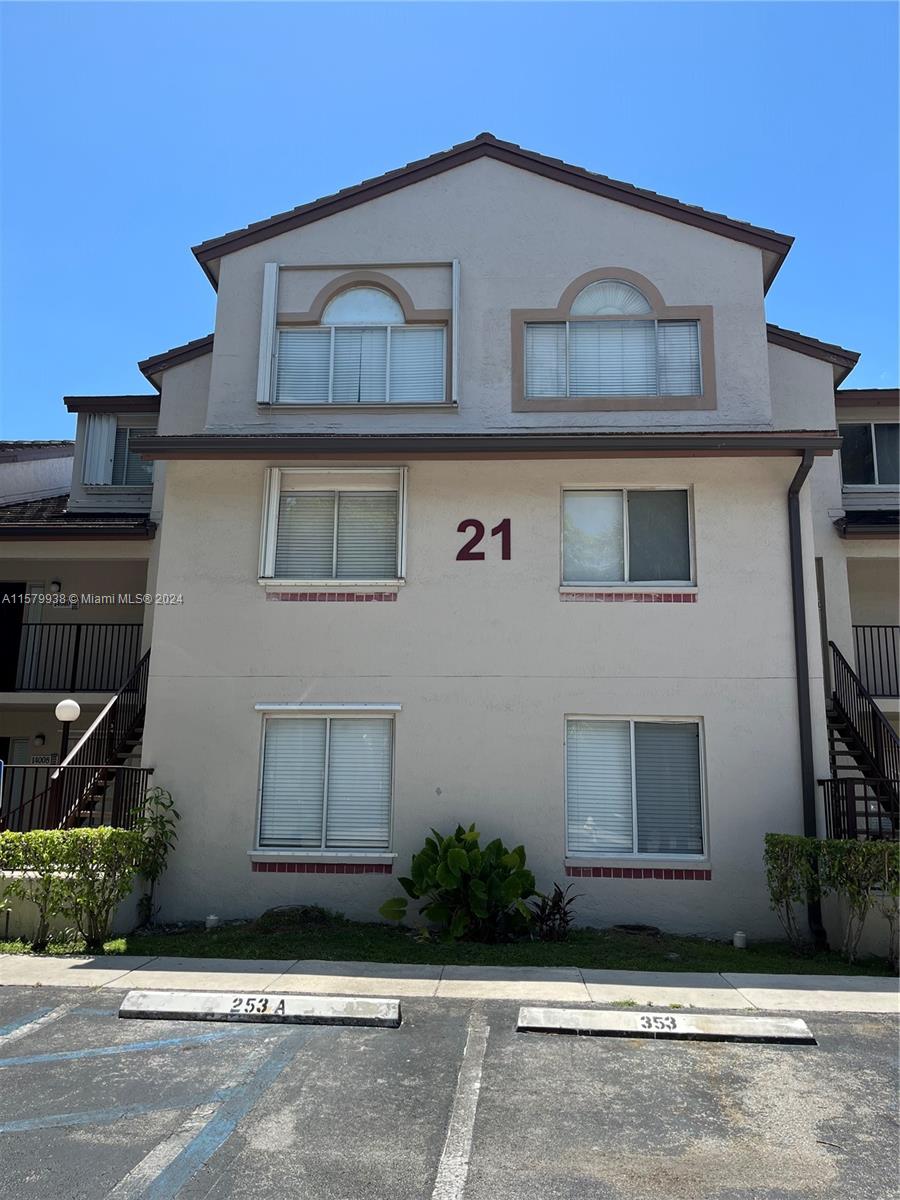 PARC VISTA CONDO - Residential