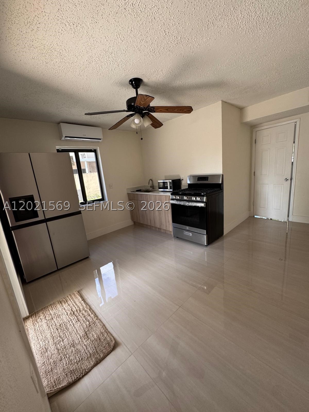 SUN-TAN VILLAGE SEC 3 - Residential