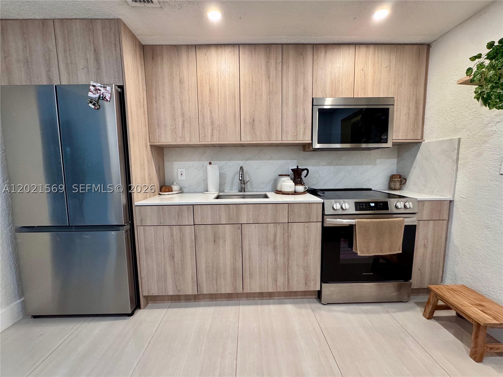 SUN-TAN VILLAGE SEC 3 - Residential