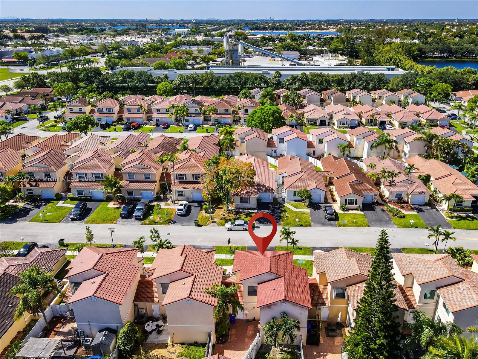 SILVER LAKES AT PEMBROKE - Residential Lease