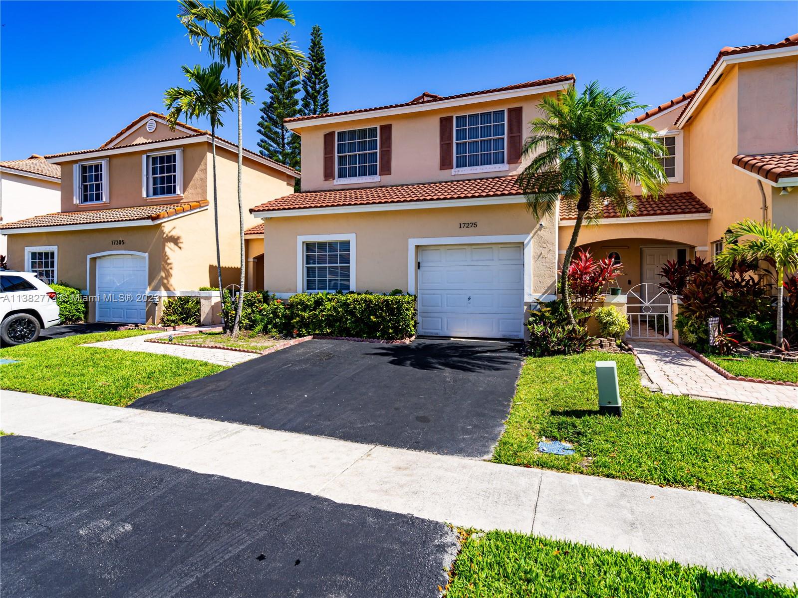 SILVER LAKES AT PEMBROKE - Residential Lease