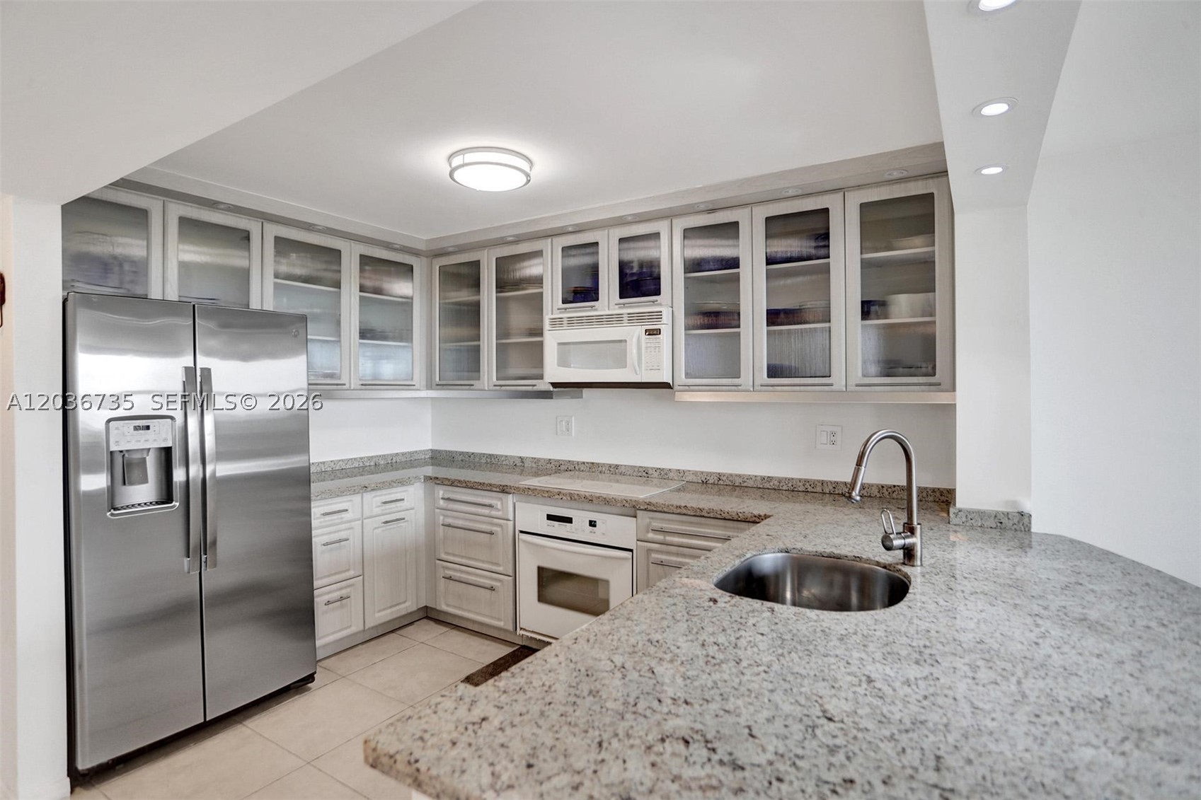 CLUB ATLANTIS CONDO - Residential