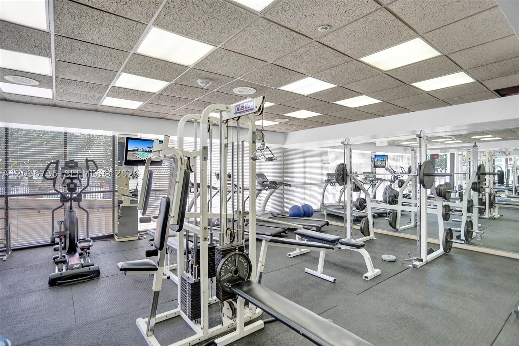 CLUB ATLANTIS CONDO - Residential