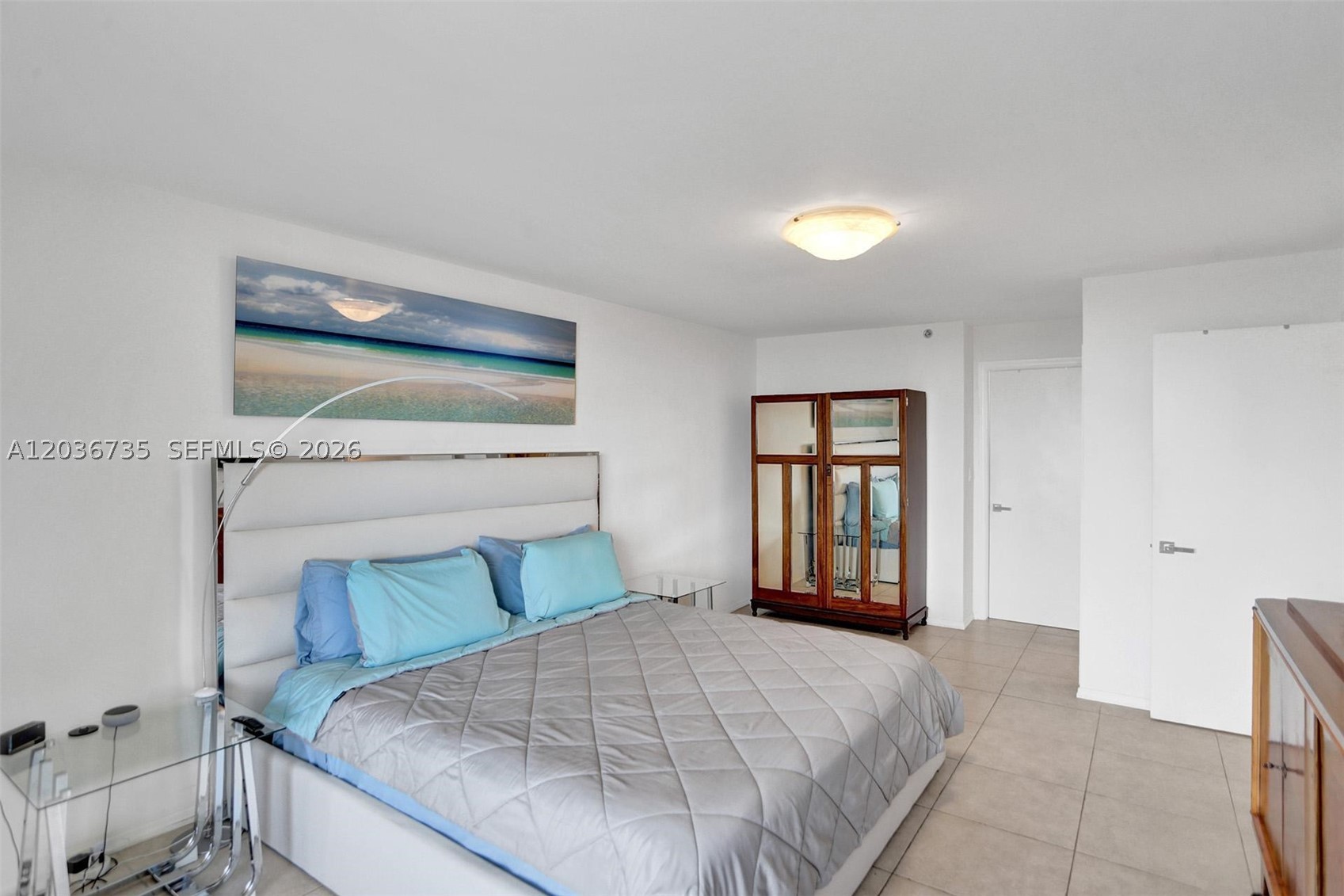 CLUB ATLANTIS CONDO - Residential
