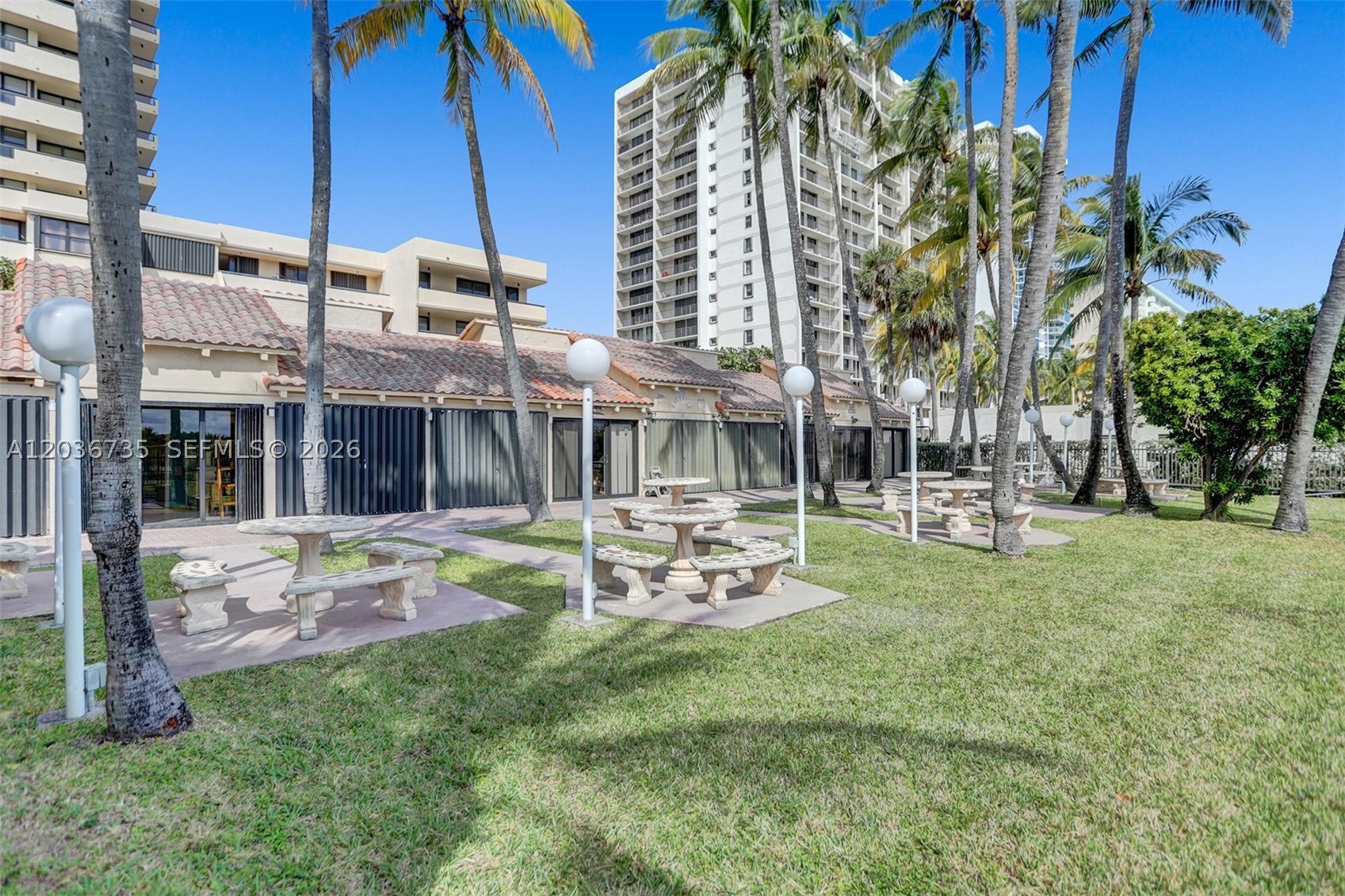 CLUB ATLANTIS CONDO - Residential