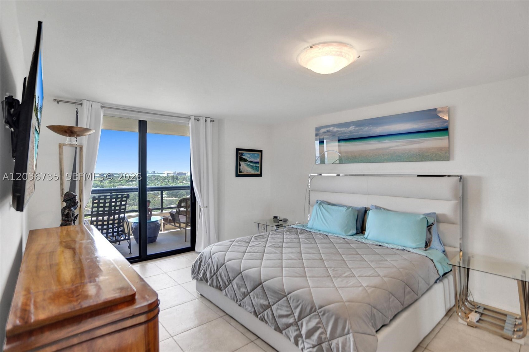 CLUB ATLANTIS CONDO - Residential