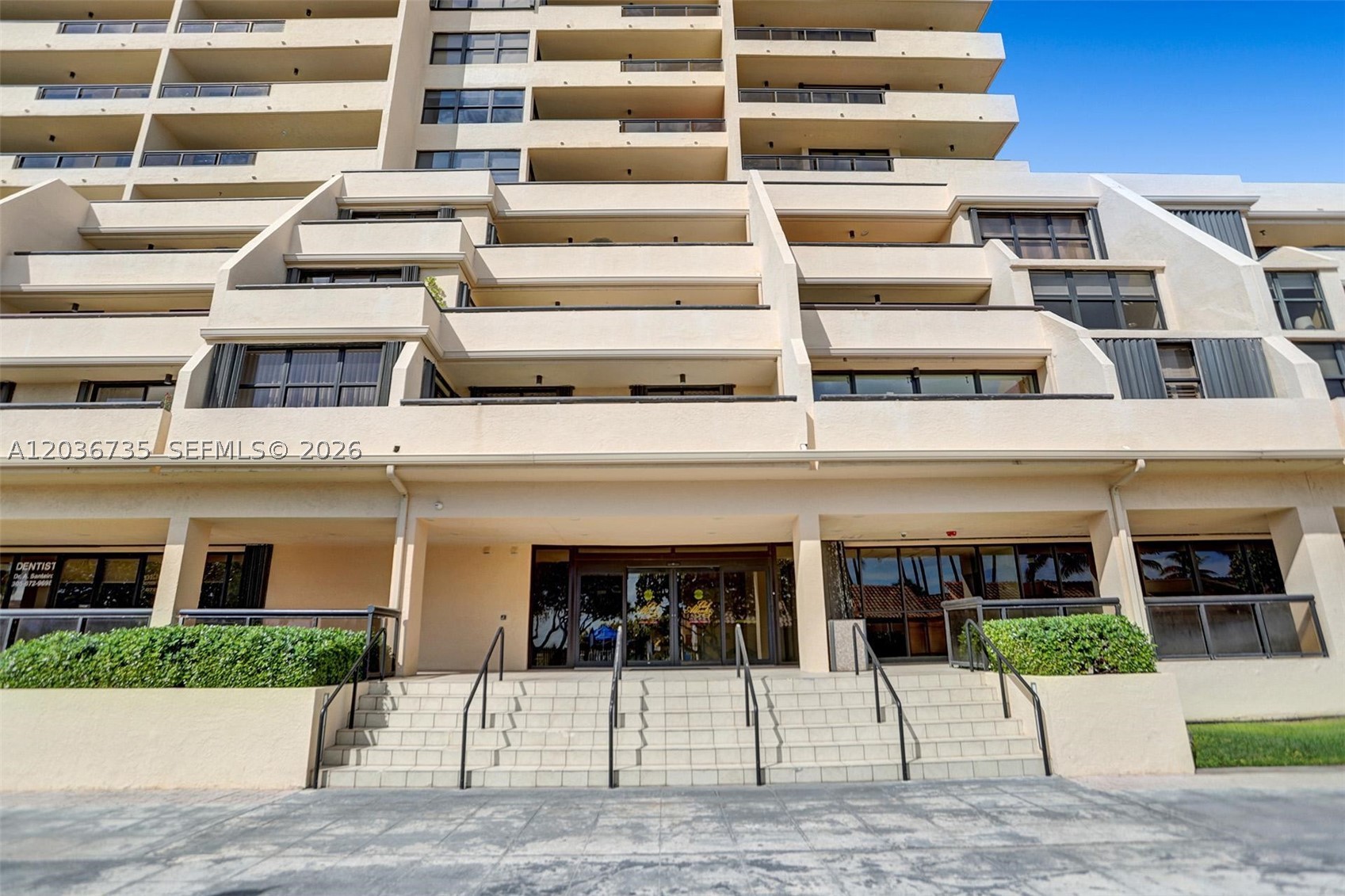 CLUB ATLANTIS CONDO - Residential