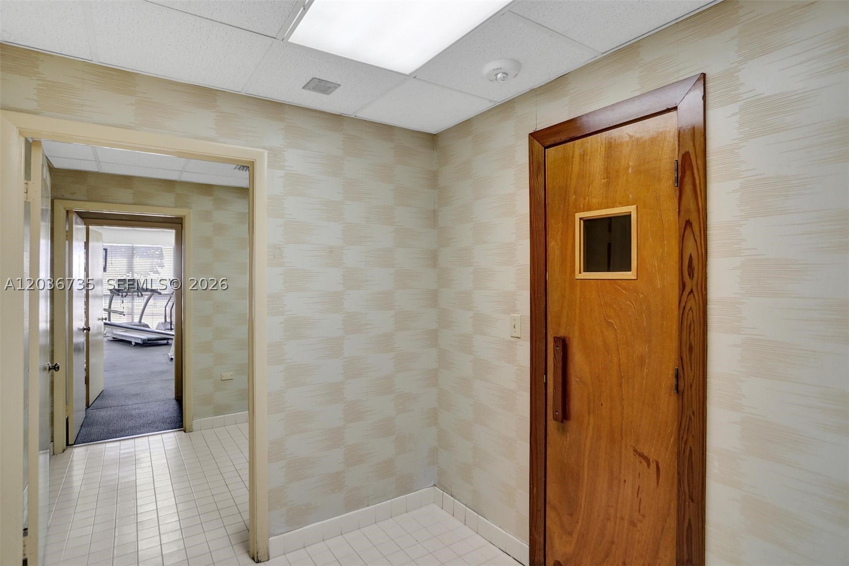 CLUB ATLANTIS CONDO - Residential