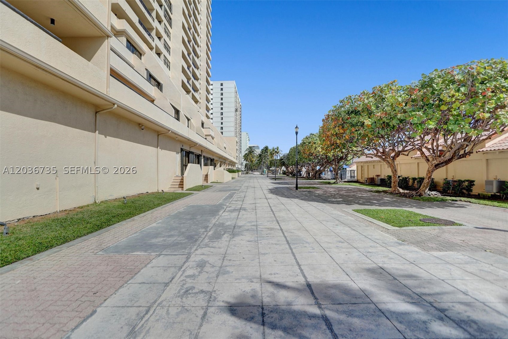 CLUB ATLANTIS CONDO - Residential