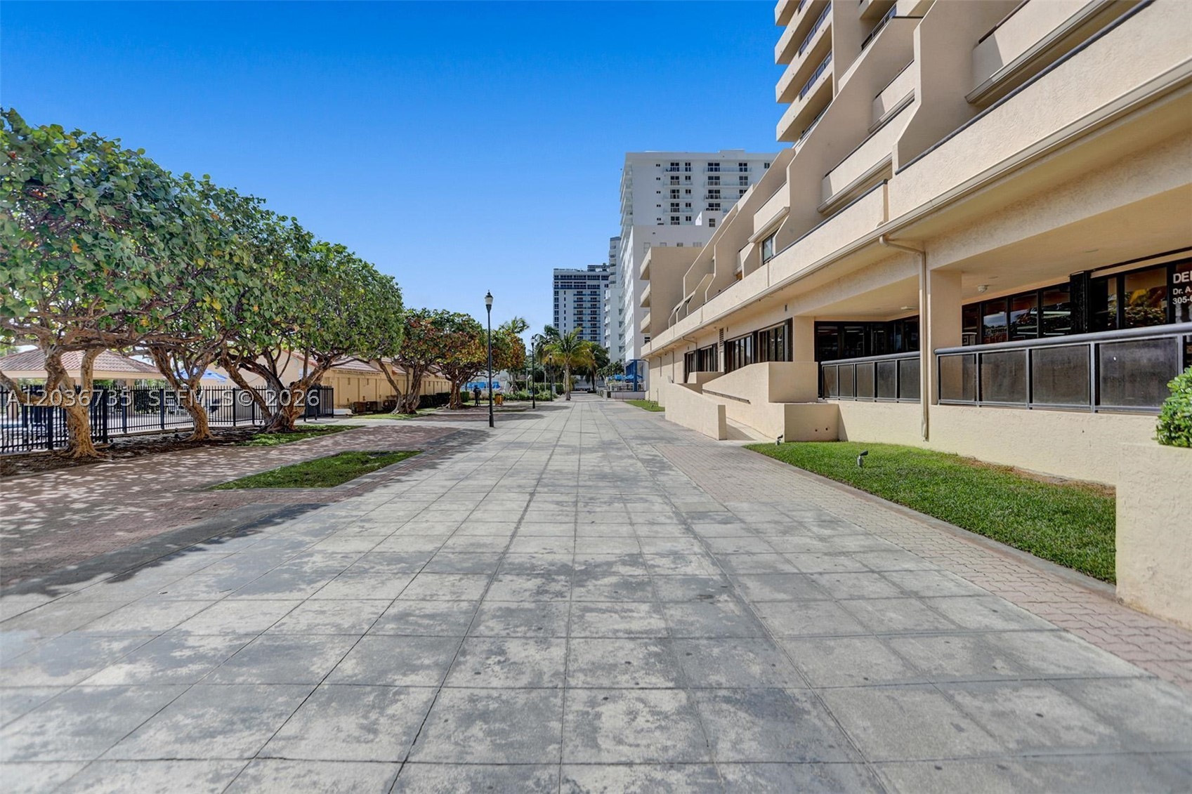 CLUB ATLANTIS CONDO - Residential