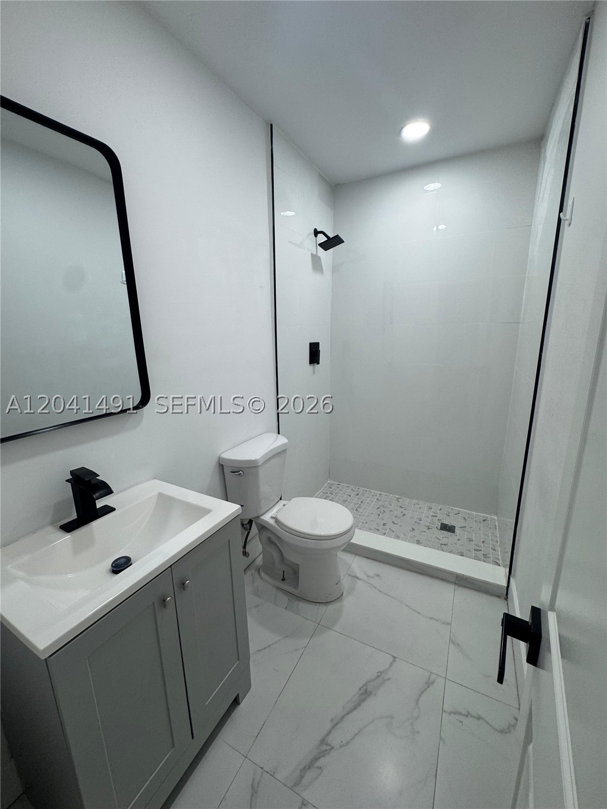 W BUENA VISTA CEN - Residential