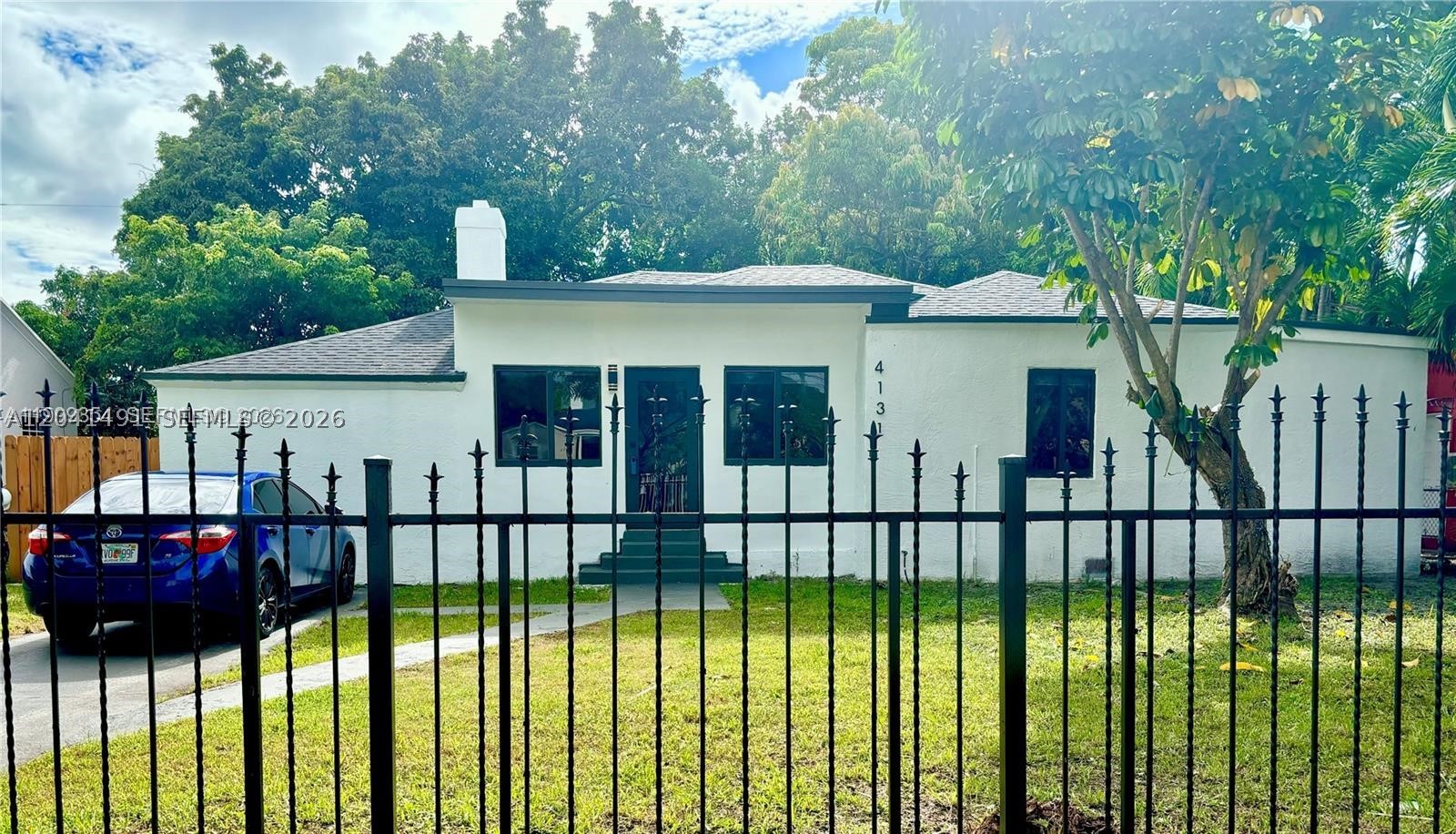 W BUENA VISTA CEN - Residential