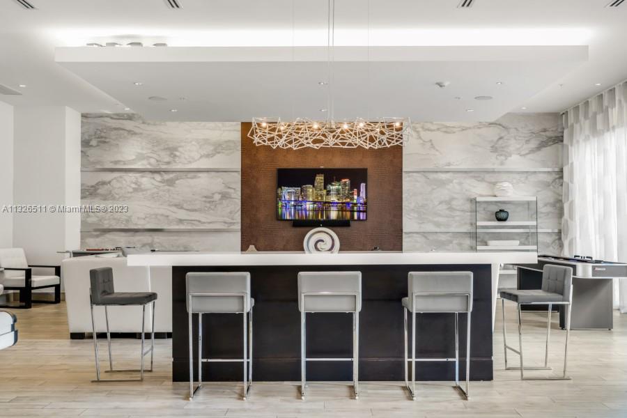 NINE AT MARY BRICKELL VIL - Residential