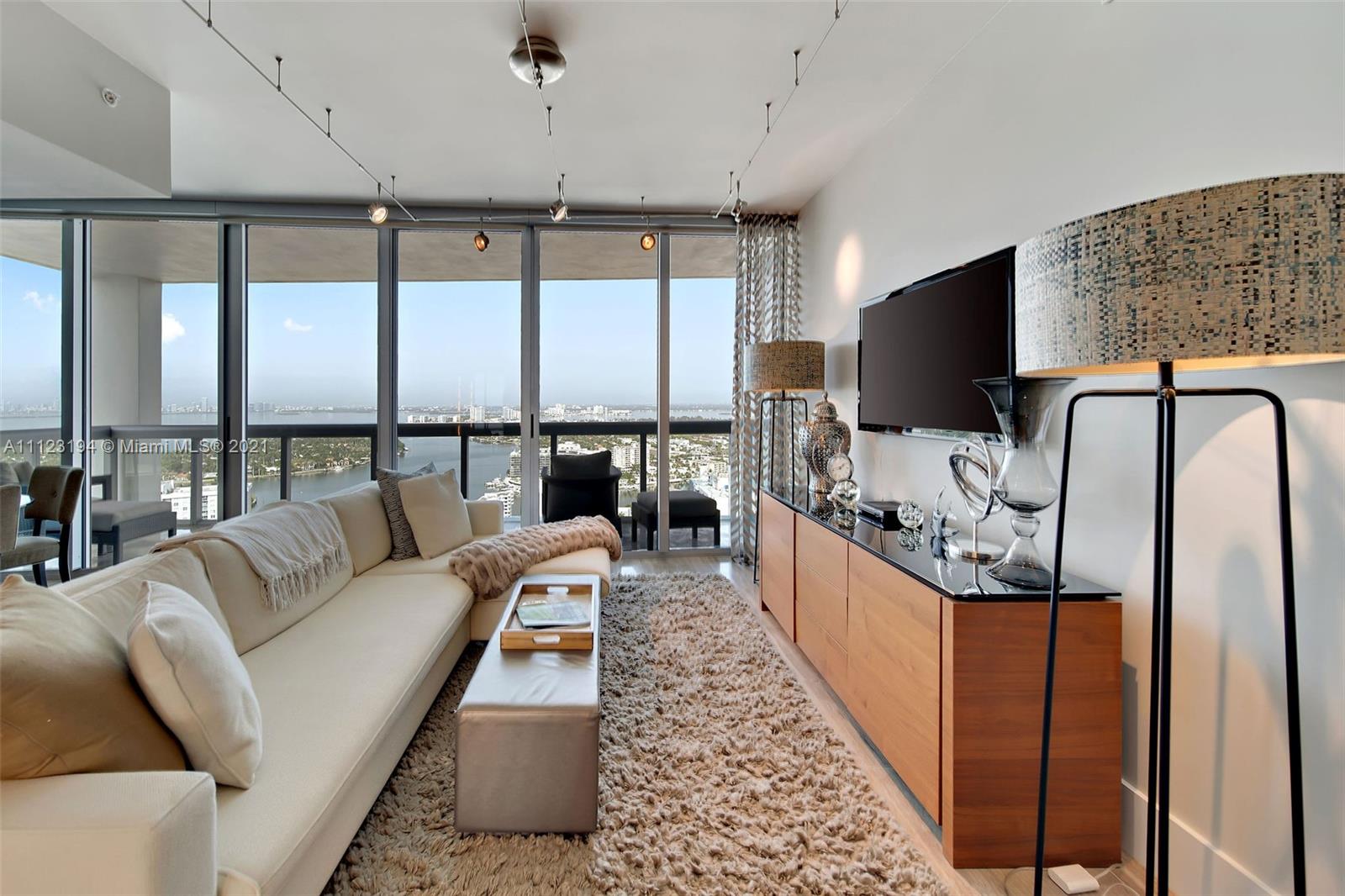NORTH CARILLON BEACH COND - Residential