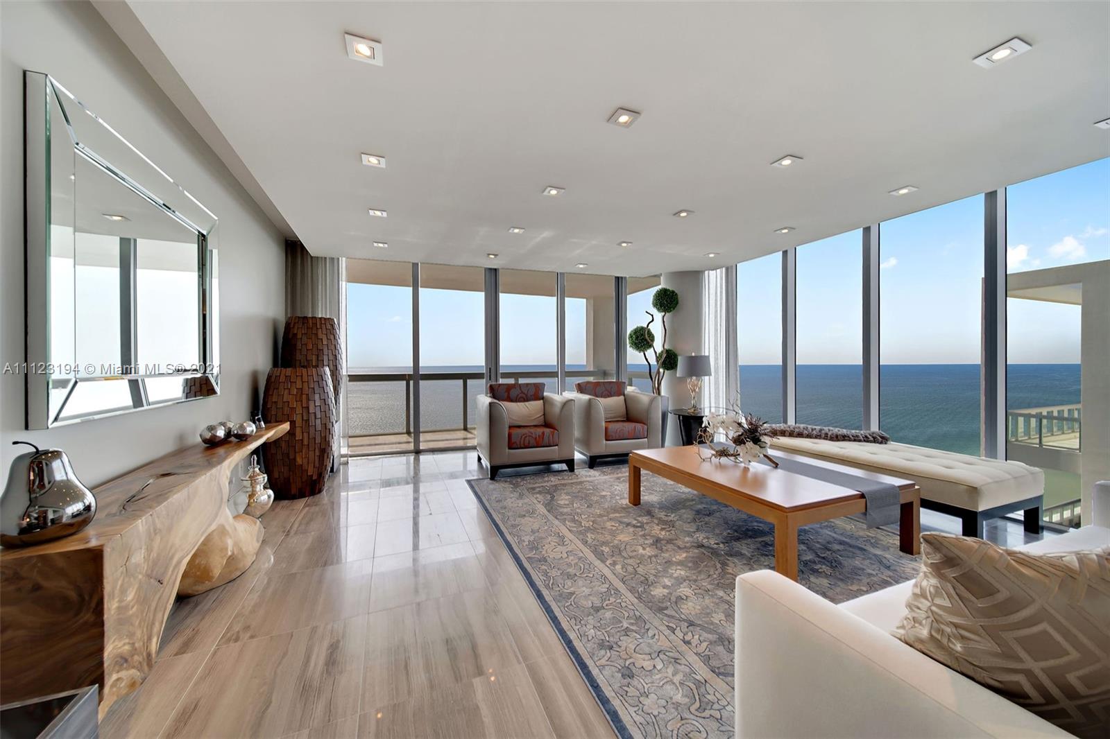 NORTH CARILLON BEACH COND - Residential