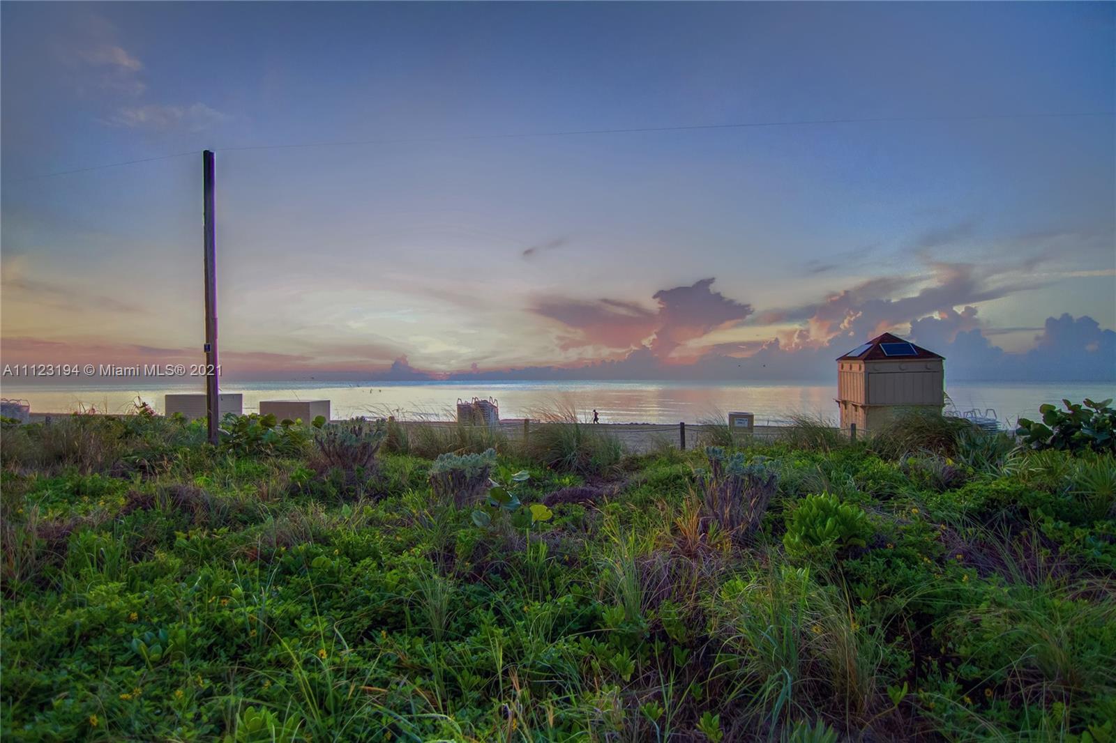 NORTH CARILLON BEACH COND - Residential