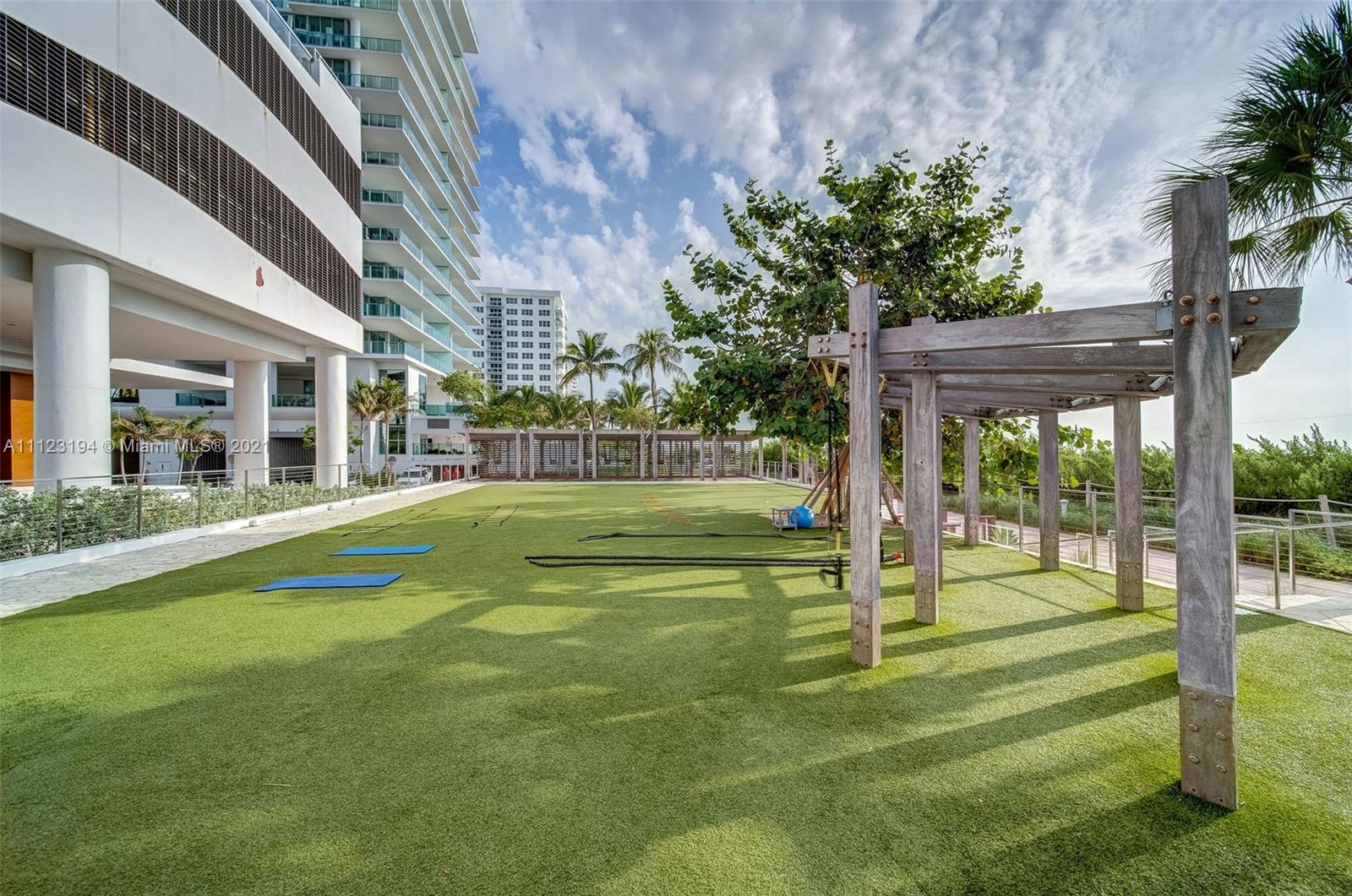 NORTH CARILLON BEACH COND - Residential