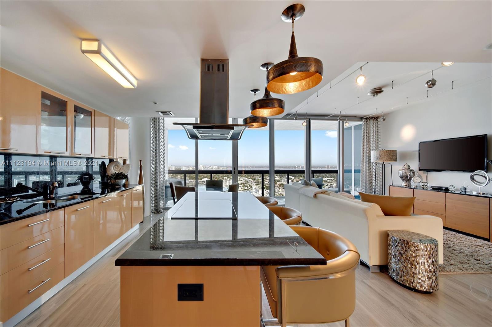 NORTH CARILLON BEACH COND - Residential